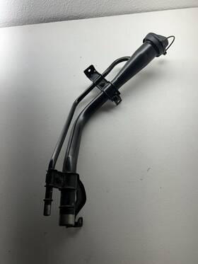 17660tr0 Acura 2013 - 2022 Ilx Rear Left Fuel Gas Tank Filler Neck Tube Pipe Line Oem