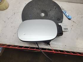 177.al1318 Alfa-romeo Stelvio 2018 Fuel Filler Door 770584