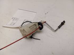 177.au1d07 Audi 2007 A3 Fuel Filler Door Lock Motor