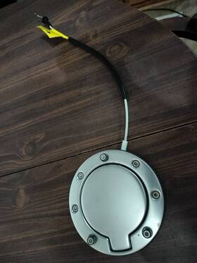 177.au1k01 Audi Tt Mk1 Quattro Coupe Gas Fuel Filler Door Fits 2000-2006