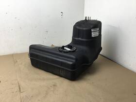 427201021a Audi R8 2011 Convertible Left Driver Fuel Gas Gasoline Reservoir Tank 08-12 Y