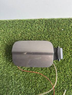4g0-809-906-c Audi 12-18 A6 S6 C7 Gas Fuel Tank Filler Pocket Door Lid With Bracket Housing Oem