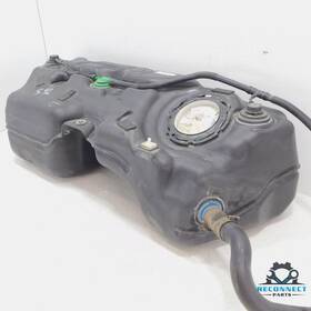 16117220743 Bmw 2011-2018 X3 X4 F25 F26 Rear Gas Fuel Tank Reservoir With Filler Neck Oem