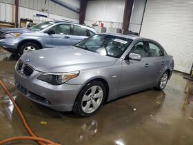 177.bm1p06 Bmw 525i 2006 Fuel Filler Door 8429379