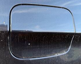 51917312317 Bmw 15-19 X6 X6m F16 F86 Fuel Door Tank Lid Filler Flap Black Sapphire Metallic