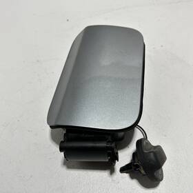 7-204-365 Bmw Oem Fuel Gas Tank Filler Door Lid Cover M5 2013-2016
