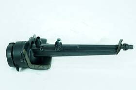 7591692-02 Bmw 09-15 750i Xdrive Oem 4.4l Radiator Coolant Filler Neck 1713 5112