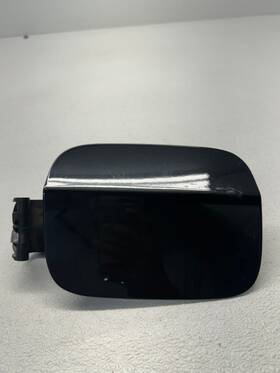 7633779 Bmw 2011 - 2013 528i 535i Gas Tank Fuel Door Lid Filler Black Oem 231999