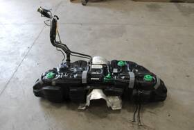 A2054702102 Bosch Mercedes E450 C238 3.0l Fuel Gas Tank Reservoir And Filler Neck Oem 2018 - 2020