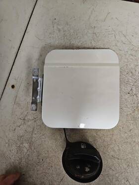 15850012 Cadillac 06-11 Dts Fuel Tank Door With Cap White Oem