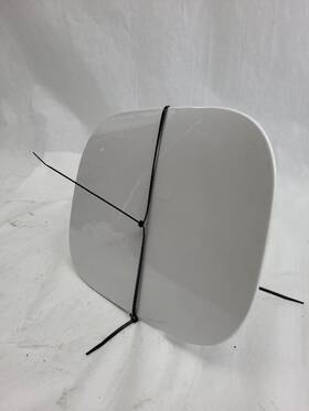 177.gm6221 Cadillac Escalade 2021 Fuel Filler Door 206036