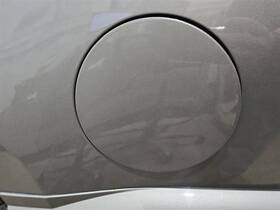 177.gm6b12 Cadillac Escalade 2012 Fuel Filler Door 597935