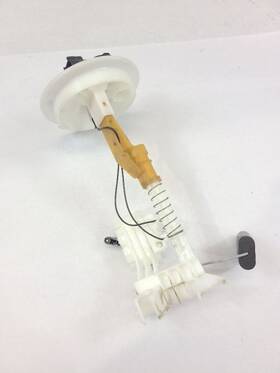 637.gm6x19 Cadillac Xt5 2019 Fuel Tank Send Unit 560956