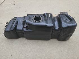 15825663 Chevrolet 2004.5-2010 Chevy Silverado/gmc Sierra Diesel 26 Gallon Fuel Tank Oem