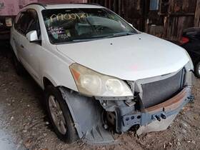 177.ch1u05 Chevrolet 300 2005 Fuel Filler Door 12672