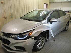 177.gm1c18 Chevrolet Cruze 2018 Fuel Filler Door 1655069