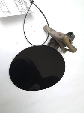 177.gm1j08 Chevrolet Fuel Filler Door For Malibu 2008