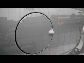 177.gm1o09 Chevrolet Impala 2009 Fuel Filler Door 1558812