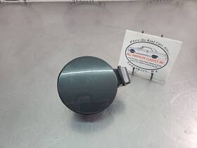 177.gm1w14 Chevrolet 2014 Camaro Fuel Filler Door Assembly With Hinge Ashen Gray - Oem