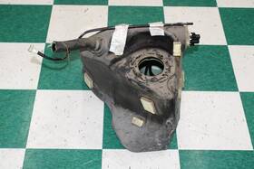 197-114 Chevrolet 05-13 Corvette Dmg Passenger Rh Gasoline Gas Fuel Tank Reservoir Oem Factory
