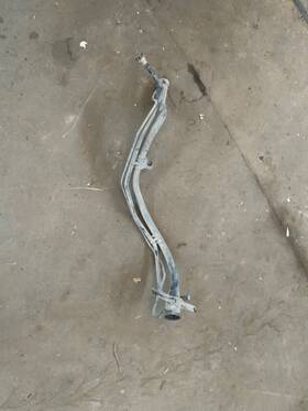 22744080 Chevrolet 2012 - 2017 Gmc Terrain Chevy Equinox Fuel Filler Neck Assembly Oem
