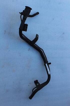 23380321 Chevrolet 2016 2017 2018 2019 Volt Gas Fuel Filler Neck Pipe