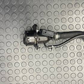 84696025 Chevrolet 2015 - 2020 Tahoe Fuel Gas Tank Filler Pipe Neck Oem