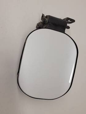 84777358 Chevrolet 2018-2024 Chevroelt Traverse Fuel Filler Door White