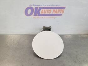 177.gm8513 Chevrolet Truck 13 2013 Chevy Avalanche 1500 Ltz Fuel Filler Door White 177.gm8513 Chevrolet Truck 13 2013 Chevy Avalanche 1500 Ltz Fuel Filler Door White