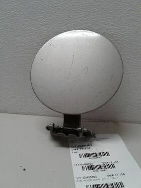 177.gm8m03 Chevrolet Truck 99-06 Silverado 1500 Fuel Filler Door