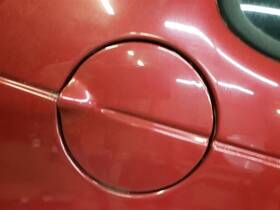 177.ch1506 Chrysler Ptcruiser 2006 Fuel Filler Door 960329