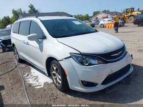 177.ch1e17 Chrysler Pacifica 2017 Fuel Filler Door 300532