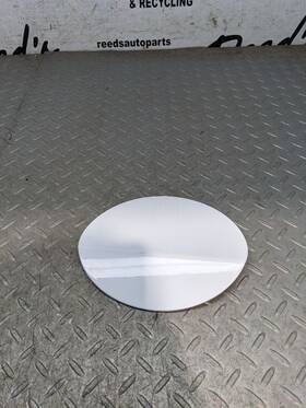 178.ch1f19 Chrysler 2017-2025 Pacifica Fuel Gas Tank Filler Door Lid Cover Oem Whit 1181609