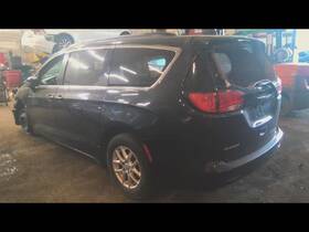 179.ch1720 Chrysler Voyager 2020 Fuel Filler Neck 6417830