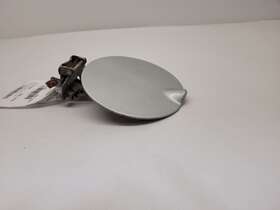 5116393ab Chrysler 2008-2016 Town Country Fuel Filler Door Silver