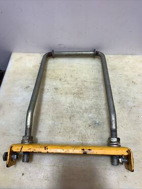 703-05414-0716 Cub Cadet Rzt-22 Zero Turn Front Deck Hanger Bracket With Rod
