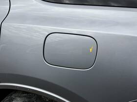 177.ch8218 Dodge Truck Durango 2018 Fuel Filler Door 2453414