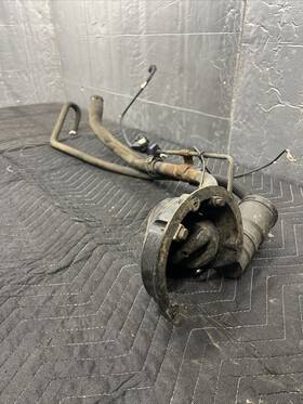 179.ch8m16 Dodge Truck 16 Ram 1500 Fuel Filler Neck 5.7l Crew Cab