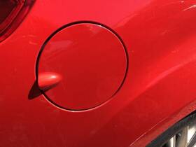 177.fd1f12 Ford Focus 2012 Fuel Filler Gas Lid Door 825241