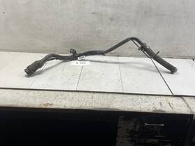 179.fd1o19 Ford 2019 Taurus Sel 3.5l Fuel Filler Neck Oem