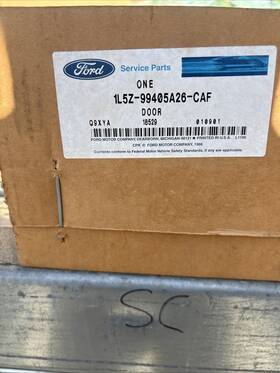 1l5z-99405a26-caf Ford Genuine Door - Fuel Tank Filler Access Nos