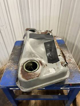 8r339k007ae Ford 6r33ad 05-10 Mustang Fuel Gas Tank 15.7 Gallon