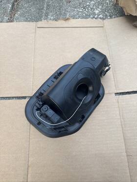 Ml3z8327936j Ford New Oem Fuel Filler Housing. Fits 2021-2025 F-150