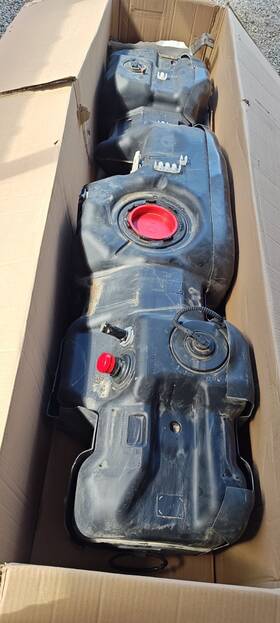 Pc349a032ca Ford 2020 - 2024 F-250 F-350 6.7l Diesel Fuel Gas Tank Reservoir Oem