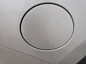 177.fd8g17 Ford Truck Explorer 2017 Fuel Filler Door 593925