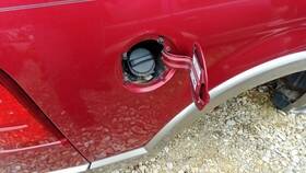 178.fd8404 Ford Truck Gas Fuel Cap Fits 04 Explorer 325906