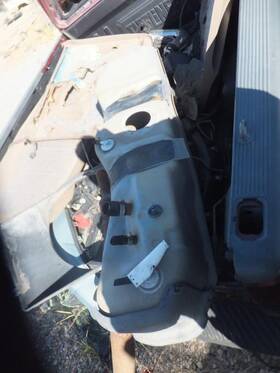 197-01726 Ford Truck Fuel Tank Under Regular Cab 6ft 6 Inch Box Fits 97-98 F150 Pickup 178659