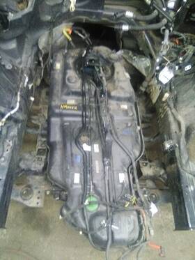 197-10235 Ford Truck 2020 Explorfer Fuel Tank Without Plug-in Hybrid 3.3 Liter