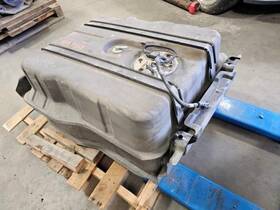 3c349002ga Ford Truck Used 2002 F250 40 Gallon Gas Tank Cab/chassis Aft Axle Shipped Los Angeles