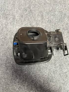 23488220 Gm Oem Buick 17-20 Envision Quarter Panel Components-fuel Pocket